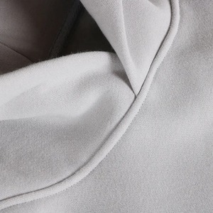 Sweat à capuche pour homme en polyester/coton de haute qualité sans fil avec techniques brodées pour l'automne - Product Image 4