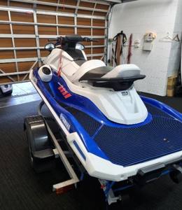 Venta de Moto Acuática VXX Cruiser 2022 en Oferta y Lista para Exportar - Product Image 3