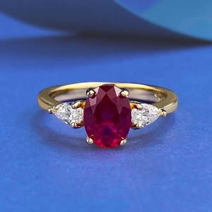 Bague fine en or massif 14 carats avec rubis naturel et diamant de laboratoire en forme de poire, bague de fiançailles à trois pierres ovales en rubis, cadeau de naissance de juillet - Product Image 3