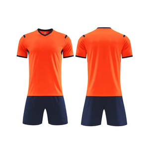 Jersey de fútbol personalizado cómodo de alta calidad para hombres diseños personalizados conjuntos de uniformes de fútbol impresos de alta calidad - Product Image 1