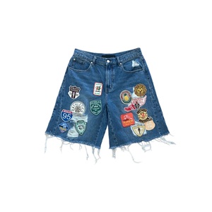Jorts en jean avec quincaillerie personnalisée avec patchs brodés personnalisés Rhinestone Y2K Retro Loose Fit Men Denim Shorts Baggy Jean - Product Image 4