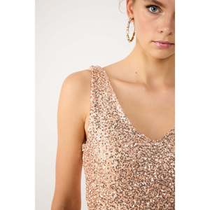 Chemise à col en V à paillettes roses - Product Image 4