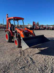 Pour chargeur Kubota M62 TLB pour utilisation tracteur - Product Image 2