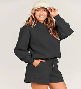 ชุดเซ็ตเสื้อฮู้ดแขนยาวพิมพ์ลายพัฟฟ์และกางเกงขาสั้นลำลองแฟชั่นฤดูใบไม้ร่วงฤดูหนาวสำหรับผู้ชาย แบบสั่งทำพิเศษ - Product Image 1