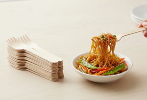 ส้อมไม้แบบใช้แล้วทิ้งขนาด 140 มม. ผลิตจากไม้เบิร์ชเกรดอาหาร เป็นมิตรต่อสิ่งแวดล้อม เหมาะสำหรับร้านอาหาร งานอีเว้นท์ ย่อยสลายได้ - Product Image 4