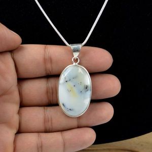 Pendentif ovale en opale dendritique fine avec chaîne, qualité AAA - Product Image 2