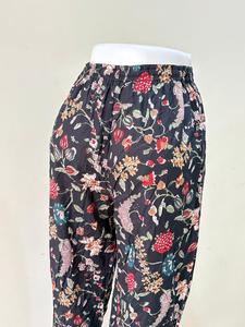 Pantalon de pyjama en coton doux à imprimé floral pour femmes noir avec vêtements de nuit décontractés pantalon en coton de style droit - Product Image 3