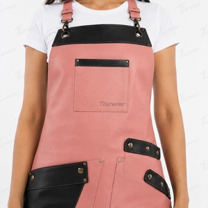 Tablier en cuir rose pour femme avec fermeture à bouton-pression, manches courtes, détection anti-aiguille, accents noirs, plusieurs poches, pour usage en restaurant et bar - Product Image 6