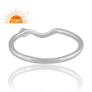 Nuevas llegadas Anillo de ópalo etíope natural de plata esterlina Diseño personalizado Proveedor de joyas Colección delicada - Product Image 2