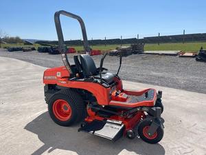 Tondeuse à gazon multifonctionnelle Kubota ZD221 à vendre à des prix abordables - Product Image 3