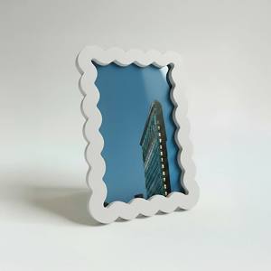 New Lacquer Scalloped Picture <b>Frame</b> Collection, Elegant Handmade Design from Vietnam, Perfect for Modern Home Decor, Wholesale - Product Image 2