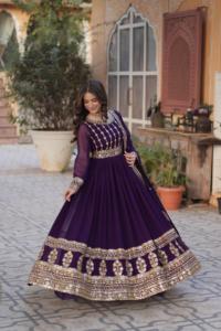 Vestido Anarkali de diseño premium con encaje detallado: una opción elegante para fiestas nocturnas y celebraciones a precio mayorista - Product Image 2