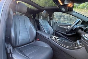 Mercedes-Benz E400 4Matic Wagon 2018 d'occasion en excellent état, V6 biturbo, transmission intégrale, pack Premium 3, non modifié - Product Image 5
