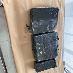 Jabón de carbón de bambú activado Etiqueta privada Natural Orgánico Hecho a mano Exfoliante Baño Carbón Negro Jabón ÁNGULO - Product Image 1