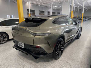 Aston Martin DBX 707 2023 Confortable et Robuste à Vendre - Product Image 4
