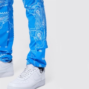 กางเกงคาร์โก้แบบเรียงซ้อนสำหรับผู้ชายผ้าโพลีเอสเตอร์/ ผ้าฝ้ายน้ำหนักเบาพิมพ์ลายได้ตามต้องการ - Product Image 4