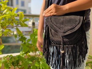 กระเป๋าสะพายไหล่ของผู้หญิงเด็กผู้หญิง,กระเป๋าหนังพาดลำตัวกระเป๋าถือมีพู่ห้อยหนังกลับอย่างมีสไตล์กระเป๋าหนังโบโฮ - Product Image 4