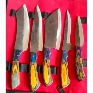 Juego de Cuchillos de Chef Profesionales de Acero al Carbono de 5 Piezas, Hechos a Mano por Ahmad Fabric, Mango de Resina, Funda de Cuero, Diseño Moderno, Personalizable - Product Image 1