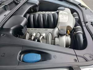 Porsche Cayenne Turbo S 2006 d'occasion, 520 ch, V8 biturbo, transmission intégrale, jantes SportTechno, peu modifiée - Product Image 6