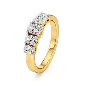 แหวนเพชรรูปไข่ห้าเม็ดนิรันดร์ - Product Image 1