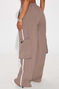 กางเกงคาร์โก้ทรงหลวมสำหรับผู้หญิงกางเกงกันฝนน้ำหนักเบากางเกงกันน้ำกลางแจ้ง - Product Image 3