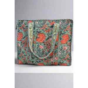 Sac fourre-tout vert apaisant Bohomin pour femme, style bohème, en toile de coton épaisse et douce, avec motifs floraux de lotus et de palmier imprimés à la main - Product Image 2