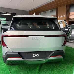 Venta Especial 2025: Vehículos Eléctricos EV6, EV5, EV9, Auto EV5 con Autonomía de 601-700 km y Potencia de 200-250 kW, Listos para Enviar - Product Image 3