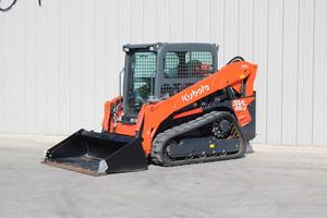 Minicargadora Kubota SVL65-2 con orugas de goma, capacidad operativa nominal de 2300 lb, equipo de construcción en venta - Product Image 6