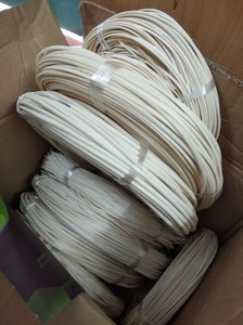 แกนหวายธรรมชาติคุณภาพพรีเมียม ขนาด 1.5 มม. ถึง 10 มม. ทรงกลม ผ่านการฟอกสี จากผลิตภัณฑ์หวายเกษตรคุณภาพพรีเมียม - Product Image 3