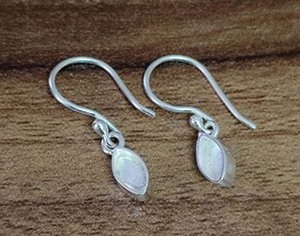 Boucles d'oreilles tendance en prénite 9x15mm, facettées, percées, en argent sterling, plaquées platine, avec pierre précieuse en calcédoine fuchsia, pour mariage et fête - Product Image 2