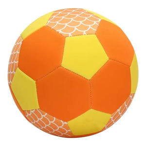Balón de Fútbol Deportivo Cosido a Mano de la Mejor Calidad, Impresión de Logotipo Personalizado, Balón de Fútbol de Cuero PU Pakistaní, Nuevas Ideas, Balón de Fútbol de PVC - Product Image 3
