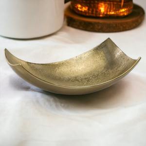 <b>Mixing</b> Salad <b>Bowls</b> <b>Set</b> Premium Material Metal Solid Serving <b>Bowls</b> Bulk Quantity Golden Brass Gifts <b>Bowls</b> - Product Image 3