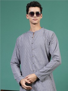 Top vente de haute qualité Kurta géométrique brodé paillettes Mandarin col Georgette Kurta ensemble pour hommes au prix de gros - Product Image 2