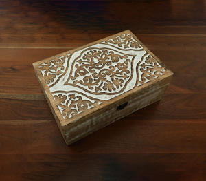 Caja de Joyería de Madera y Resina Azul Océano y Blanco con Remolinos, Hecha a Mano, Organizador Rectangular de Almacenamiento para Anillos y Collares - Product Image 2