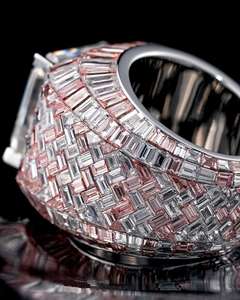 Bague de mariage pour homme en argent 925 plaqué rhodium, sertie de moissanite VVS taille baguette trapézoïdale, style hip-hop de luxe, invisible - Product Image 5