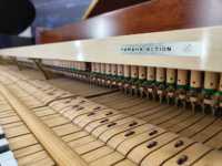 Yamahas G2 Brown High-Performance Grand Piano with Classic Design for Stage and Studio with Rich Acoustic Tone