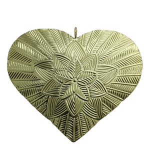 Acento de lujo decorativo hierro colgante corazón cobre plateado decoración de Navidad adornos hechos a mano personalizados a granel - Product Image 5