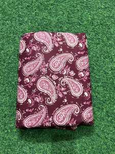 Tissu en coton indien imprimé floral brun rougeâtre Textile élégamment fait à la main pour rideaux intemporels - Product Image 6