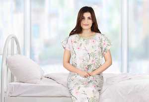 Vente en gros Robes d'hôpital unisexes pour hommes et femmes en polyester de qualité supérieure pour un usage quotidien des patients - Product Image 5