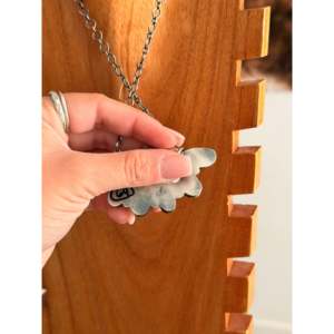 Collier en turquoise naturelle de Royston et argent sterling avec grappe de fleurs Lorenzo Juan – Cadeau - Product Image 4