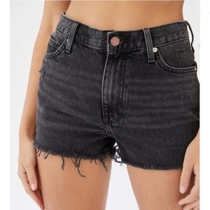 Vente en gros OEM Short en jean court en coton déchiré pour femmes Short en jean vieilli délavé vintage Short en jean vieilli pour petit ami - Product Image 3