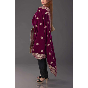 2023 New Arrival Stylish <b>Women</b> Velvet <b>Shawl</b> <b>for</b> Autumn and Winter Wear Hot Sale <b>for</b> Muslims Traditional Scarves & <b>Shawls</b> - Product Image 2