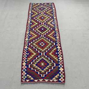 พรมคิลิมวินเทจขนาด 2.7x9.3 ฟุต พรมตุรกี พรมขนสัตว์สีแดงลายปะติด - Product Image 1