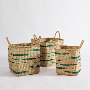 Juego de 3 cestas cuadradas de mimbre con diseño abstracto y asas, cestas de almacenamiento hechas a mano, venta al por mayor, ecológicas, hechas en Vietnam - Product Image 1