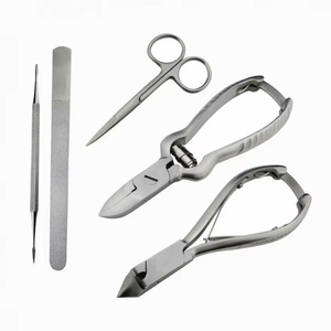 Kit de Instrumentos de Podología de 5 Piezas, Cortaúñas de Acero para Uñas Encarnadas, Tijeras para el Cuidado de las Manos y Uñas, Hecho en Pakistán - Product Image 4