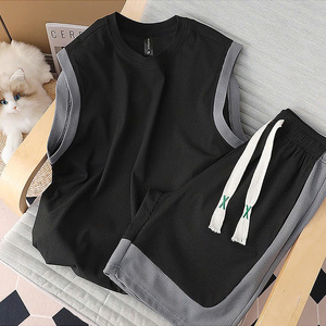 NH39 Ensemble de sport sans manches en tricot côtelé et gaufré, avec un débardeur et un short doux et léger - Product Image 2