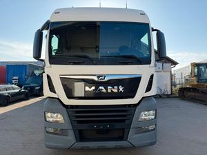 รถบรรทุก MAN Tractor TGX 26.460.FG 2 ตัน 6x4 ดีเซล เกียร์ธรรมดา พวงมาลัยซ้าย 12 สปีด 450 แรงม้า สำหรับขนส่งโลจิสติกส์ ใหม่ ยูโร - Product Image 3