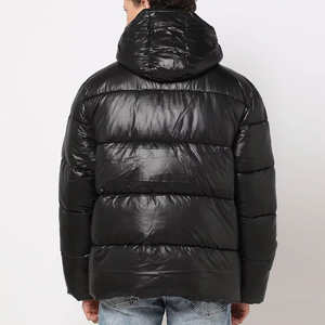 Chaqueta de Invierno Acolchada para Hombre, Diseño Acolchado, Proveedor OEM, Pakistán, Outfitize International - Product Image 2