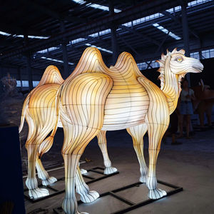 お祭り用大型動物提灯 - 動物園、公園、クリスマスパーティーの庭の装飾用の漫画風動物ラクダ - Product Image 1