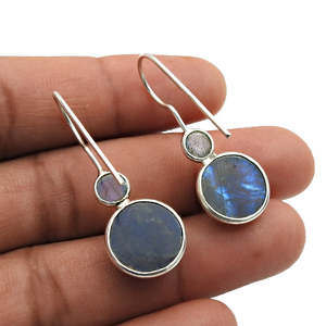Bijoux en argent sterling 925 massif faits à la main avec boucle d'oreille bohème en pierre précieuse Labradorite coupe ronde au design fantaisie pour les fêtes - Product Image 2